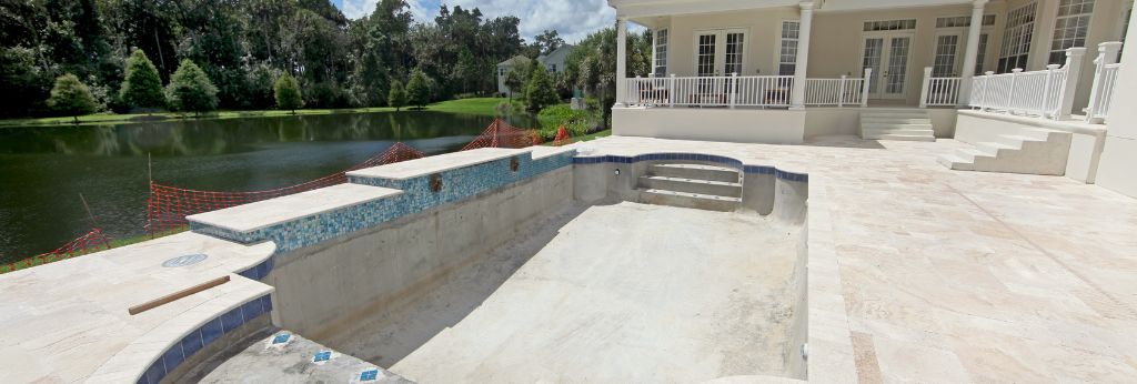 construcción de piscina